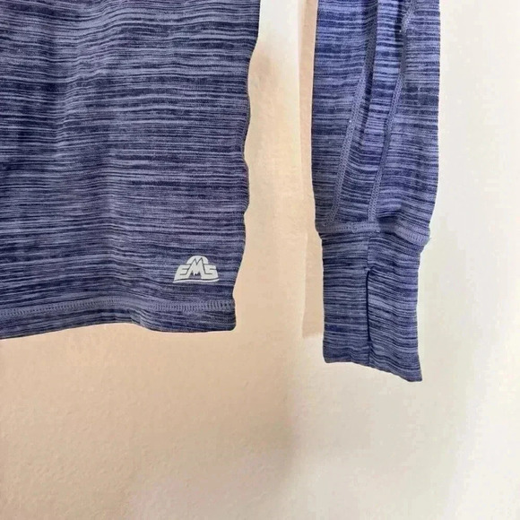 EMS Techwick Womens Size XS Half-Zip Top Fitted Pullover Blue Textured - Picture 2 of 7